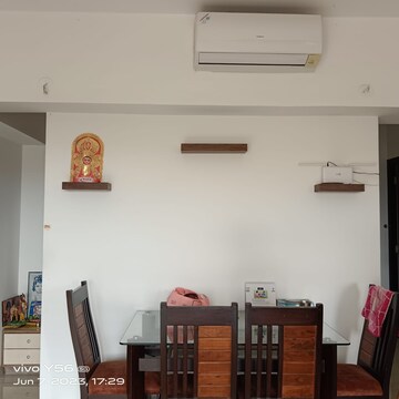 Furnished Amenities in 3 BHK Apartment at Lodha Amara, Kolshet Road – for Rent