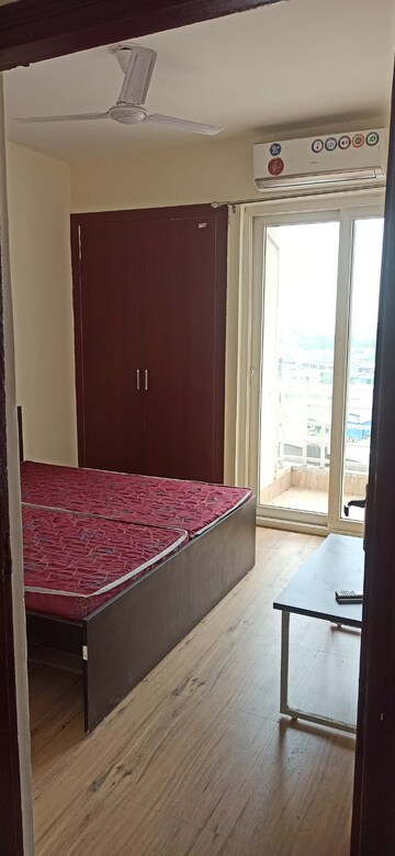 Bedroom in 4 BHK Apartment at Shalimar Garden – for Sale
