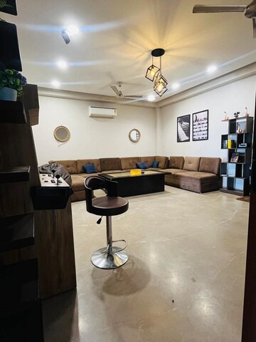 Master Bedroom in 1 BHK Builder Floor at Sector 22 – for Rent