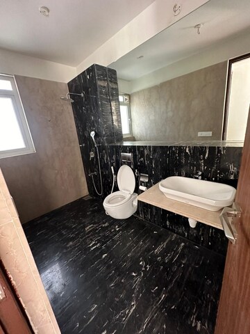 Bathroom in 3.5 BHK Apartment at Omkar Alta Monte, Malad East – for Rent