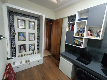 Study Room in 2.5 BHK Apartment at Bhimjyani Verraton, Thane West – for Rent