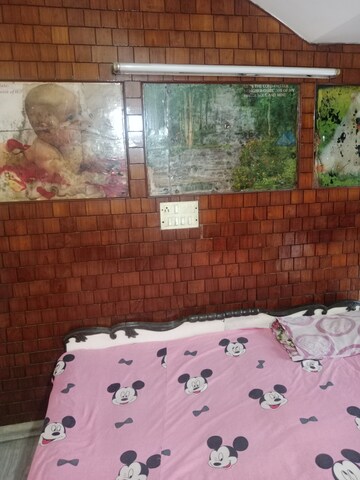 Bedroom in 3 BHK Builder Floor at Huda – for Rent