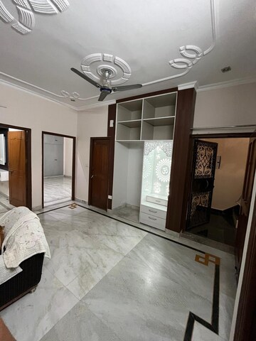 Bedroom in 3 BHK Builder Floor at Sector 56 – for Rent