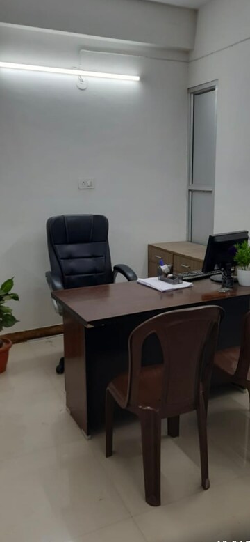  Office Space For Rent in Manewada