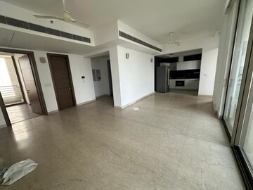Room in 2 BHK Apartment at M3M Golf Estate, Sector 65 – for Rent