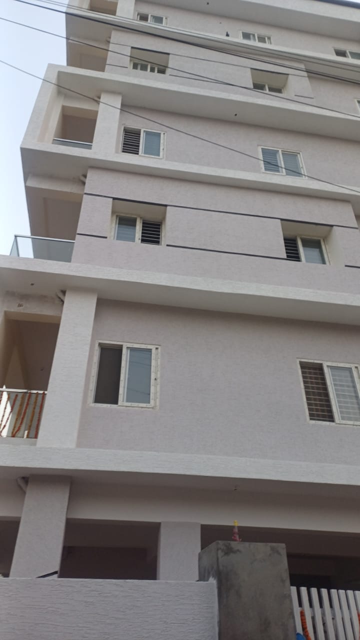2 BHK + Pooja Room Apartment For Sale in Shivam Road