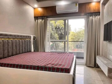 Bedroom in 3 BHK Builder Floor at Sector 45 – for Rent