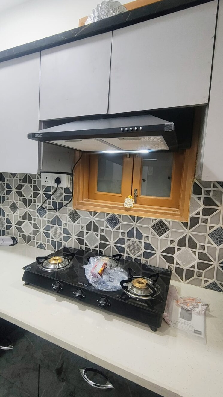 Kitchen, laxmi nagar 4 Bedroom 1400 Sq.Ft. Builder Floor In Laxmi Nagar Delhi 8333942
