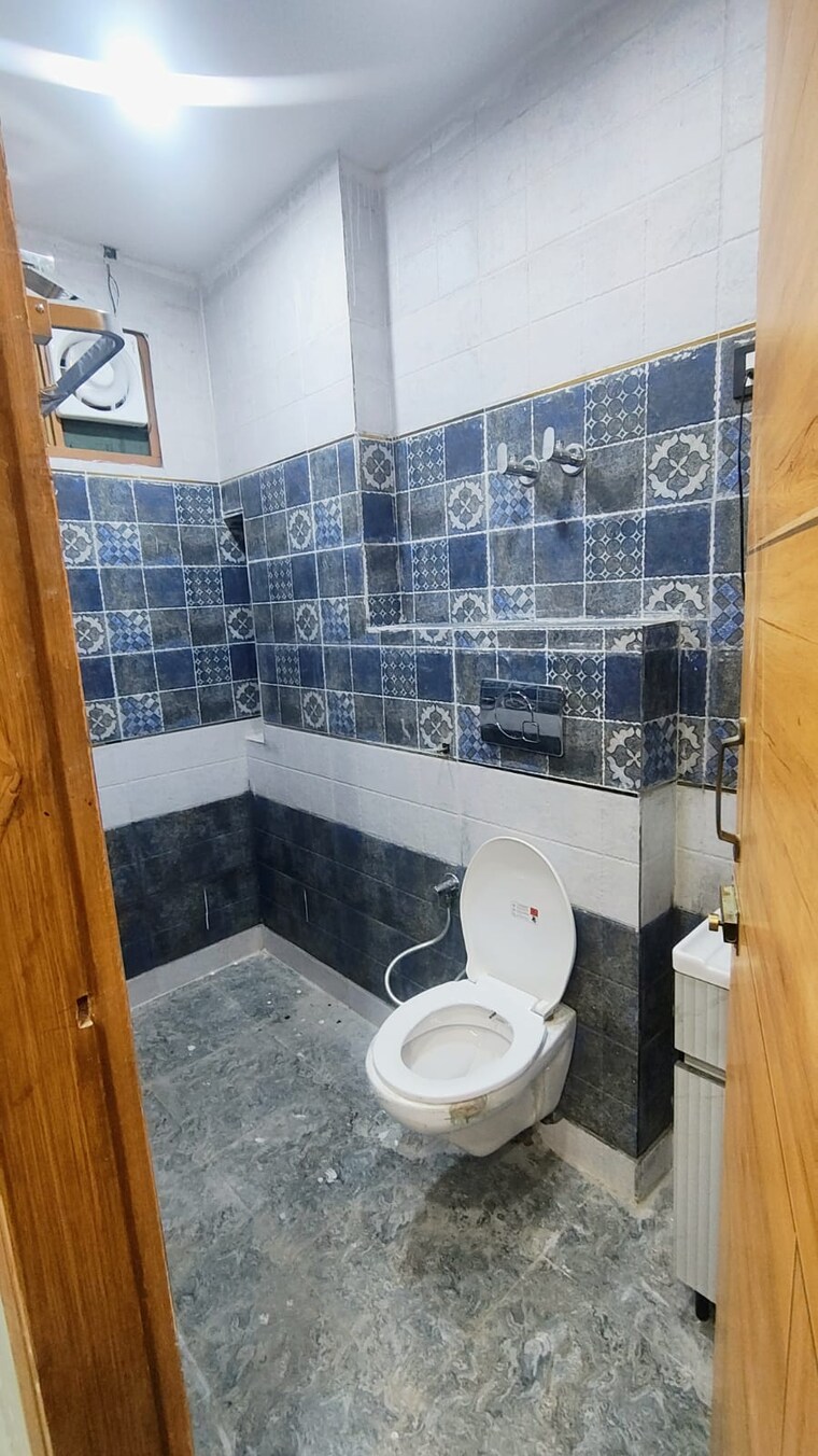 Master Bedroom, laxmi nagar 4 Bedroom 1400 Sq.Ft. Builder Floor In Laxmi Nagar Delhi 8333942