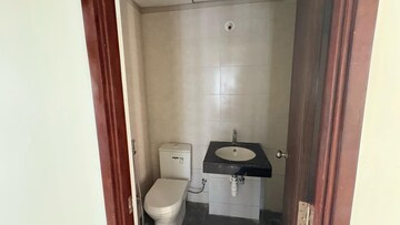 Bathroom in 2 BHK Apartment at Kalpataru Paramount, Kapur Bawdi – for Rent
