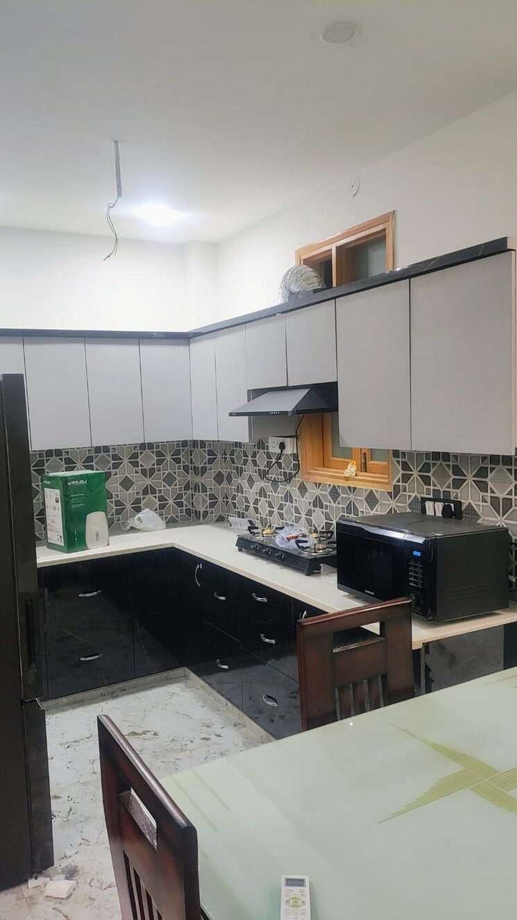 Kitchen, laxmi nagar 3 Bedroom 1000 Sq.Ft. Independent House In Laxmi Nagar Delhi 8334013