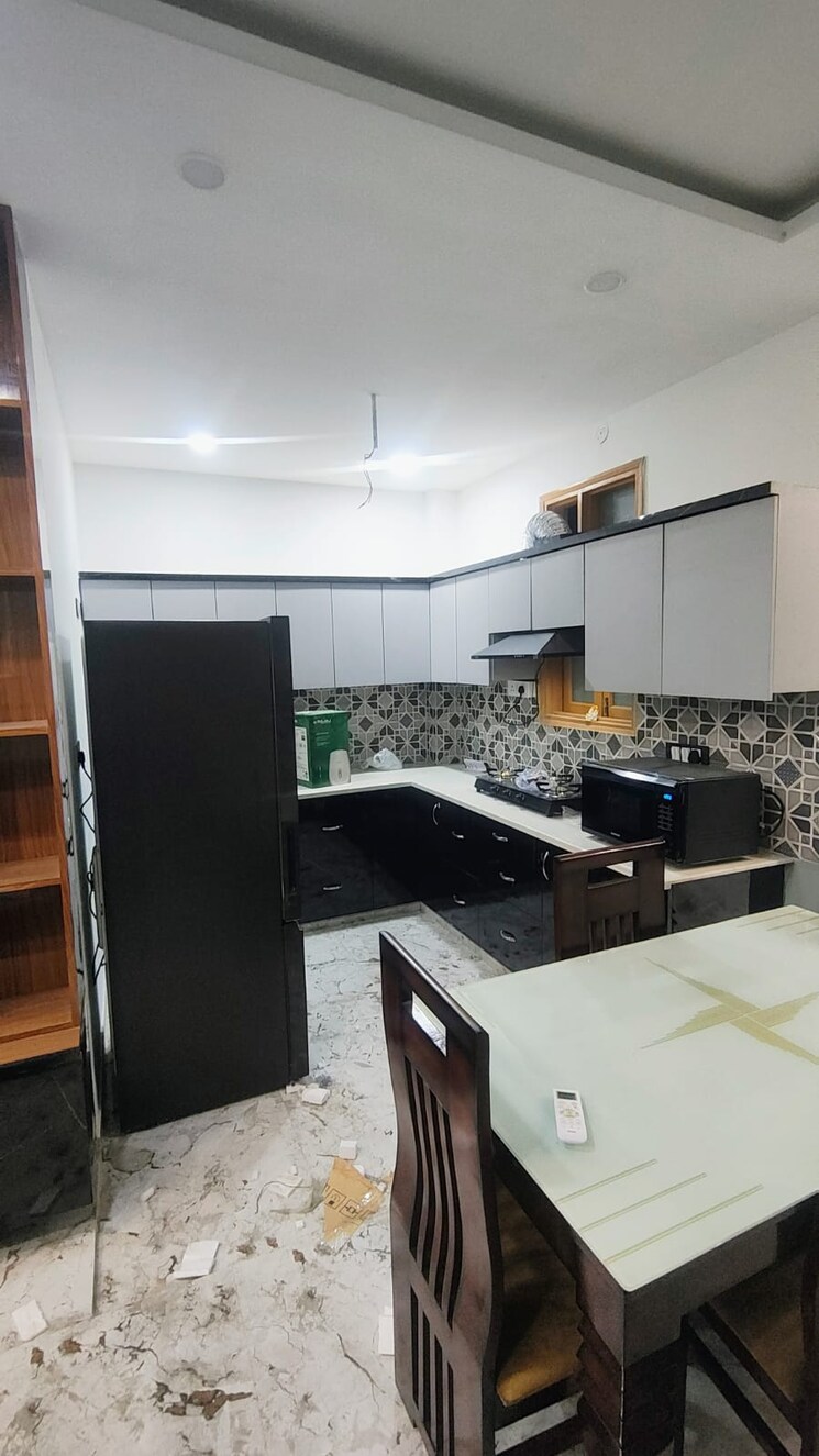 Kitchen, laxmi nagar 3 Bedroom 1000 Sq.Ft. Independent House In Laxmi Nagar Delhi 8334013