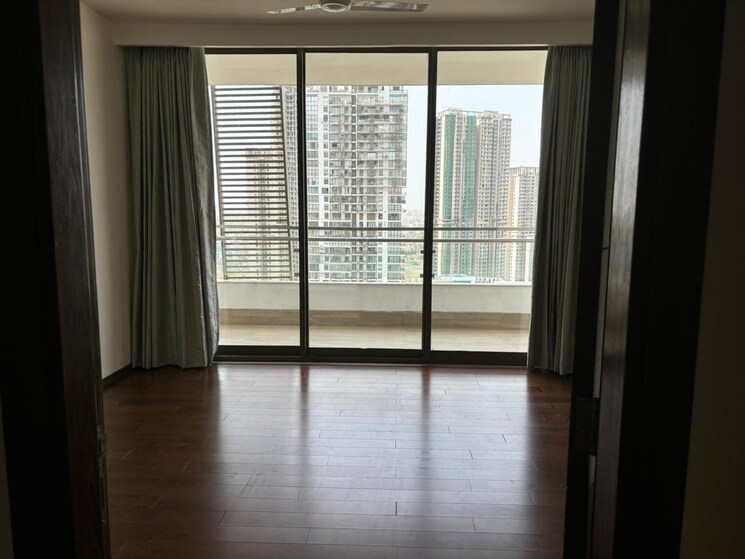 Room, m3m-golf-estate 3.5 Bedroom 3800 Sq.Ft. Apartment In Sector 65 Gurgaon 8333851