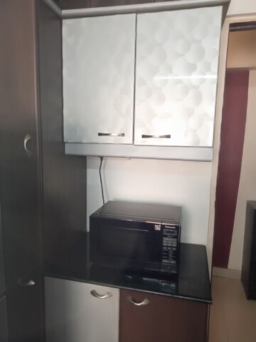 Furnished Amenities in 2 BHK Apartment at Premier Kailash Tower, Powai – for Rent
