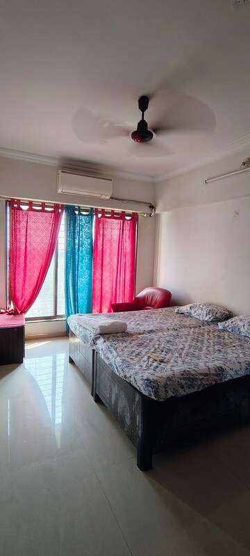3 BHK Apartment For Rent in Heena Gokul Crescent, Andheri East