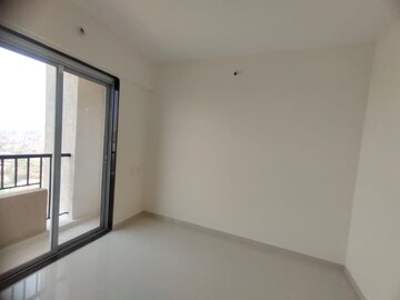 Room in 1 BHK Apartment at JVM Aroma, Kasarvadavali – for Rent