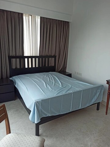 Bedroom in 4 BHK Apartment at Indiabulls Blu, Worli – for Rent