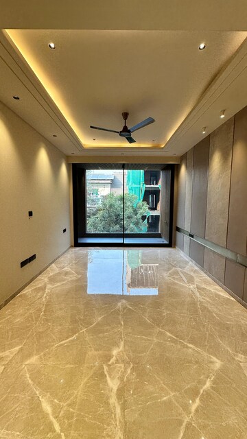 Room in 2 BHK Apartment at LnT Evara Heights, Panch Pakhadi – for Sale