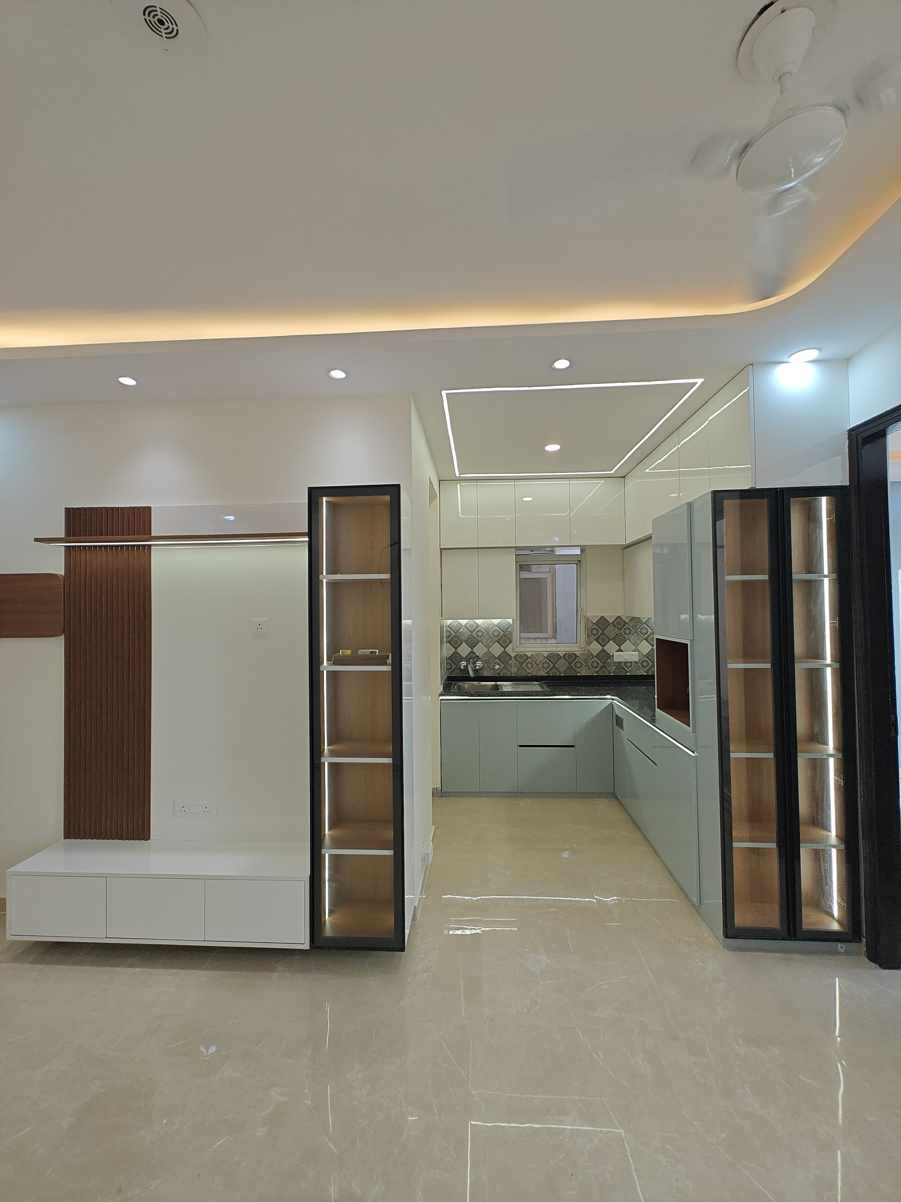 4 BHK + Servant Room,Extra Room 2050 Sq.Ft. Builder Floor in Vatika India Next 2