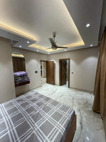 Bedroom in 3 BHK Builder Floor at BPTP Amstoria Country Floor, Sector 102 – for Rent