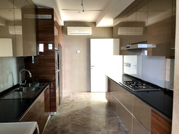 Kitchen in 4 BHK Apartment at DLF The Crest, Sector 54 – for Rent