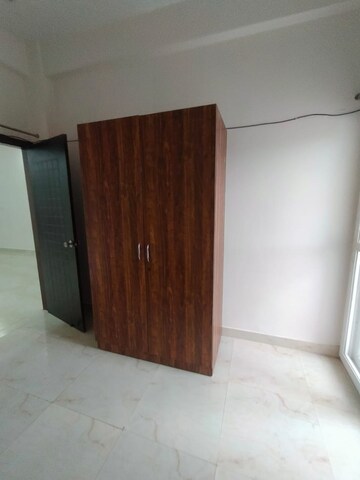Room in 2.5 BHK Apartment at Pacific Golf Estate, Kulhan – for Rent