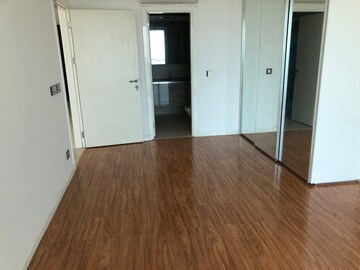 Room in 4 BHK Apartment at DLF The Crest, Sector 54 – for Rent