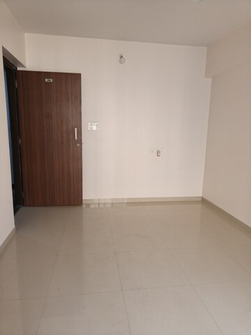 Room in 1 BHK Apartment at KIPL Morya, Kasarvadavali – for Sale