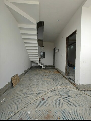 Room in 3 BHK Villa at Indira Nagar – for Sale