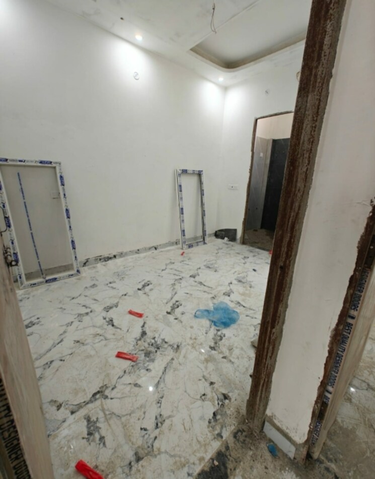 Room, indira nagar 3 Bedroom 950 Sq.Ft. Villa In Indira Nagar Lucknow 8334370