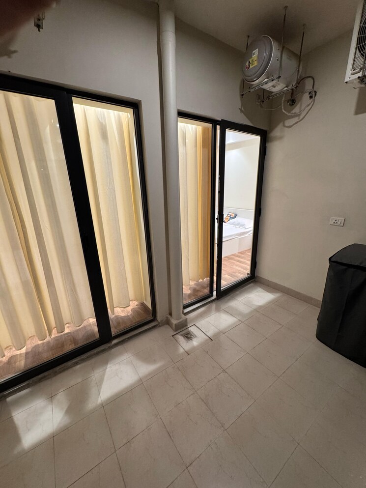 Balcony, smart-world-gems 2 Bedroom 1103 Sq.Ft. Apartment In Sector 89 Gurgaon 8334384