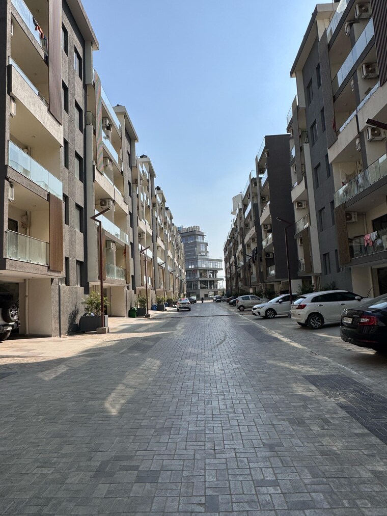 Exterior View, smart-world-gems 2 Bedroom 1103 Sq.Ft. Apartment In Sector 89 Gurgaon 8334384
