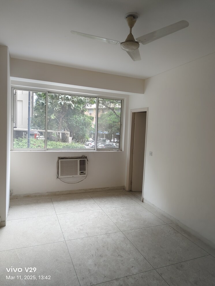 Room, dlf-ridgewood-estate 3 Bedroom 1443 Sq.Ft. Apartment In Dlf Phase iv Gurgaon 8334423