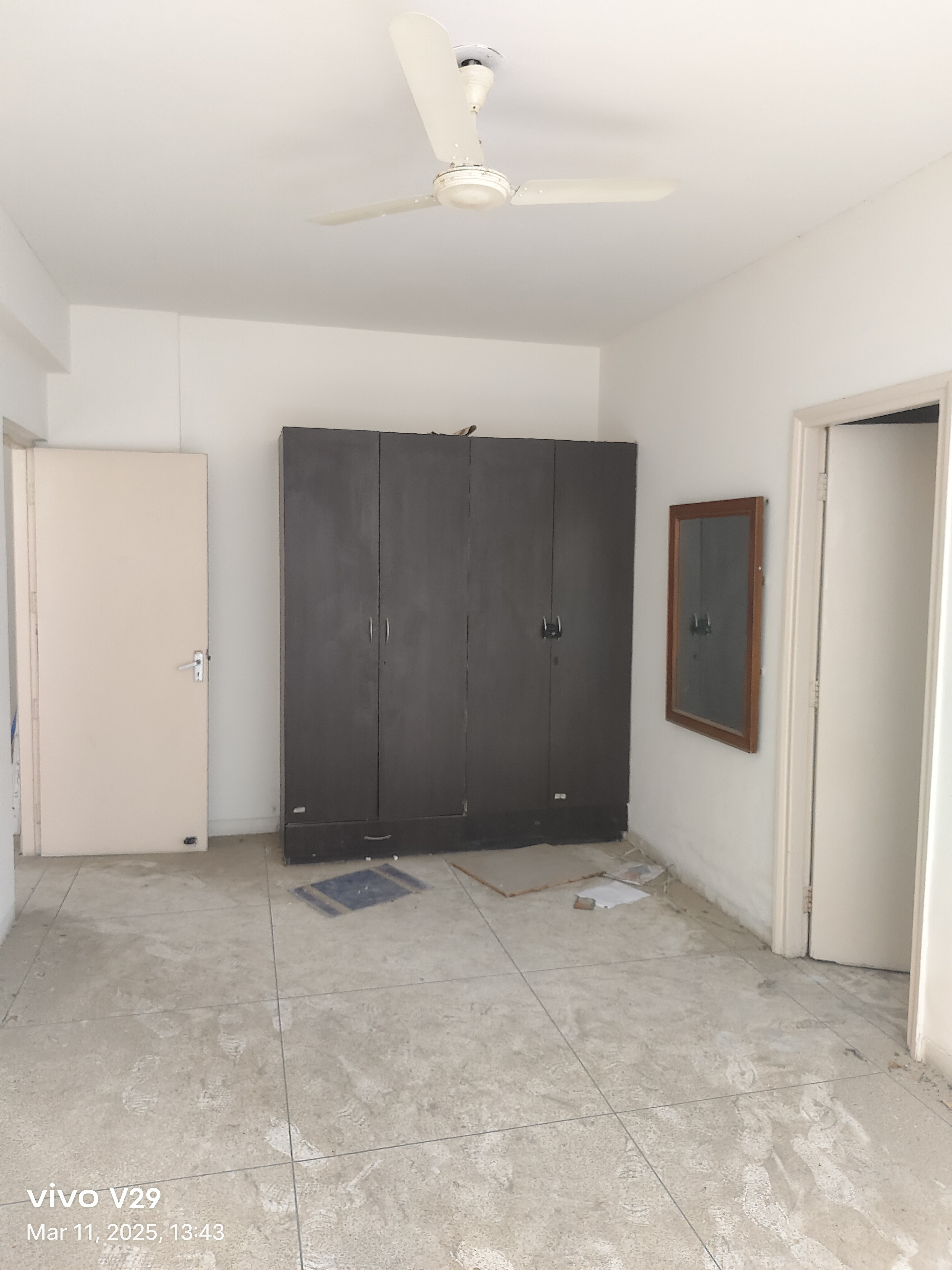 3 BHK Apartment For Sale in DLF Ridgewood Estate