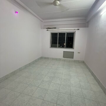 Room in 2 BHK Apartment at Nisarg CHS Goregaon East, Nnp Colony – for Rent