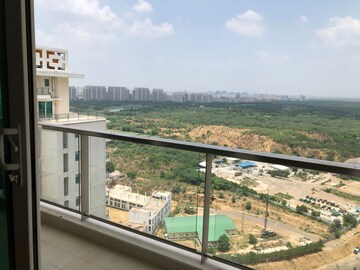 4 BHK Apartment – Exterior View View at DLF The Crest, Sector 54 - for Rent