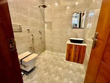 Bathroom in 3 BHK Apartment at Patiala Road – for Sale