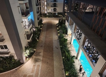 Parking in 3 BHK Apartment at Puppalaguda – for Rent