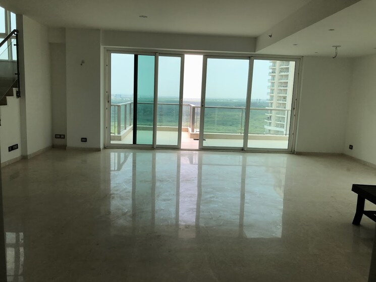 Room, dlf-the-crest 4 Bedroom 4010 Sq.Ft. Apartment In Sector 54 Gurgaon 8334673