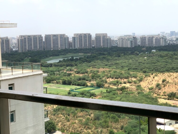 Balcony, dlf-the-crest 4 Bedroom 4010 Sq.Ft. Apartment In Sector 54 Gurgaon 8334673