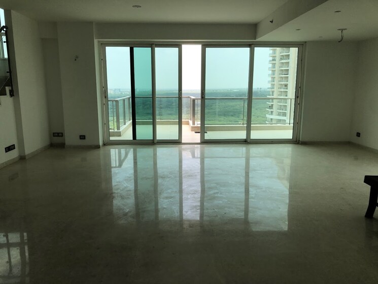 Room, dlf-the-crest 4 Bedroom 4010 Sq.Ft. Apartment In Sector 54 Gurgaon 8334673