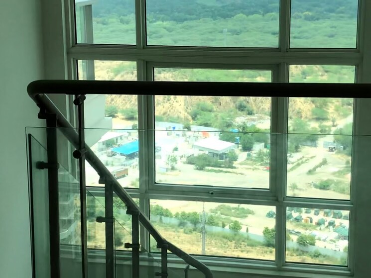 Balcony, dlf-the-crest 4 Bedroom 4010 Sq.Ft. Apartment In Sector 54 Gurgaon 8334673