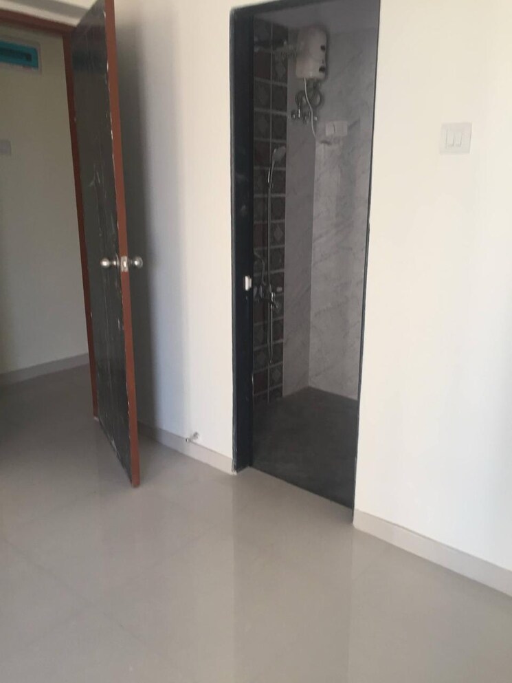 undefined, kharghar sector 19 3 Bedroom 64 Sq.Mt. Apartment In Kharghar Sector 19 Navi Mumbai 8334302