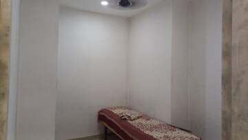 Bedroom in 1.5 BHK Apartment at Hiranandani Estate, Ghodbunder Road – for Rent