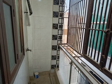  2.5 BHK Builder Floor at Uttam Nagar – for Rent