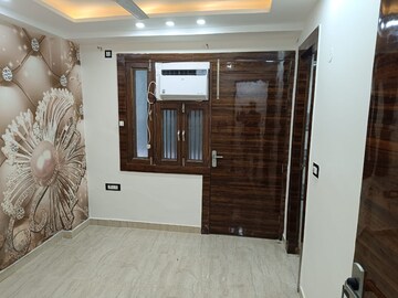 Bedroom in 2.5 BHK Builder Floor at Uttam Nagar – for Rent