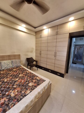 Bedroom in 1 BHK Apartment at Vile Parle East – for Rent