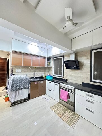 Kitchen in 2.5 BHK Apartment at Juhu Gulmohar CHS, Vile Parle West – for Rent