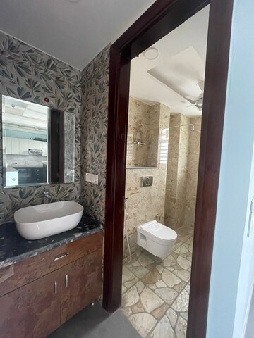 Bathroom in 3 BHK Builder Floor at Unitech South City II, Sector 50 – for Rent