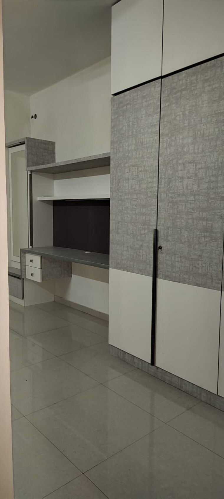 Master Bedroom, embassy-palace 3 Bedroom 2100 Sq.Ft. Apartment In Cunningham Road Bangalore 8334818